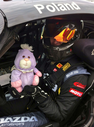 Illustration for article titled Racing Drivers With Easter Bunnies Are The Best Thing Ever